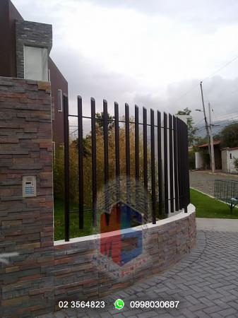 Catalogo puertas: Cerramientos:  >C018