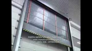 PUERTA RAPIDA APILABLE PARA VIENTO